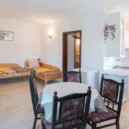 Stefanov 1 Hotel Lozenets