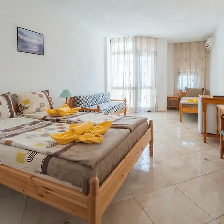 Stefanov 1 Hotel Łozenec